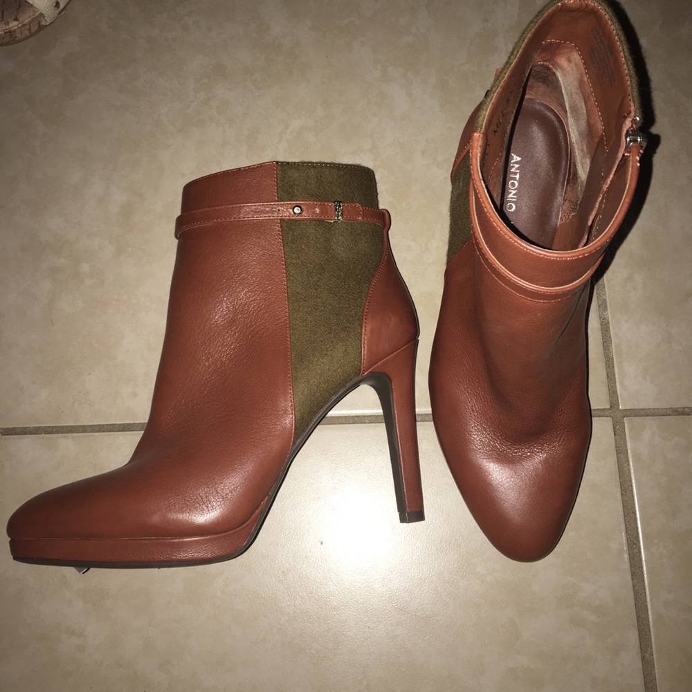 Heeled boots